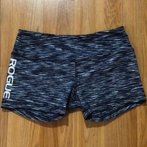 Women’s Rogue Shorts